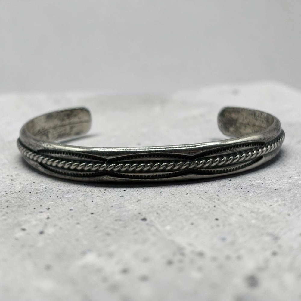 Native American Cuff Bracelet Sterling Silver Rope Design Unsigned Old Pawn VTG